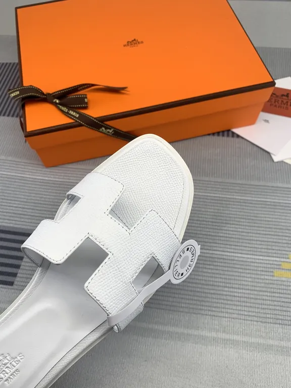 Hermes Shoe 